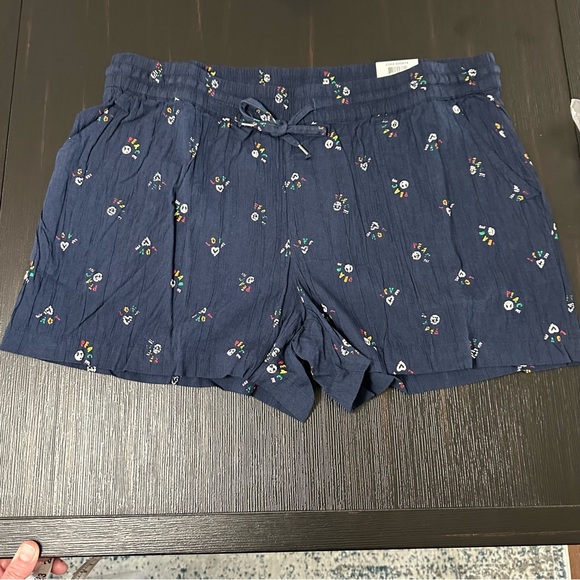 Style & Co Peace-Print Shorts - Picture 5 of 11